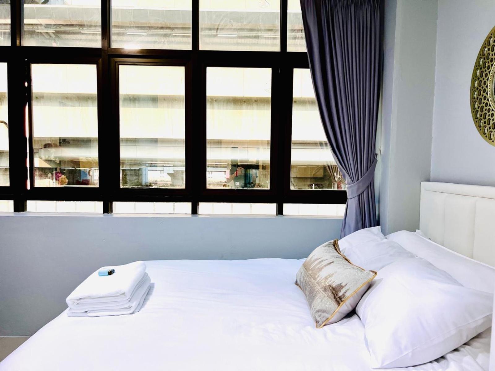 Luna Hotel Bangkok Exterior photo
